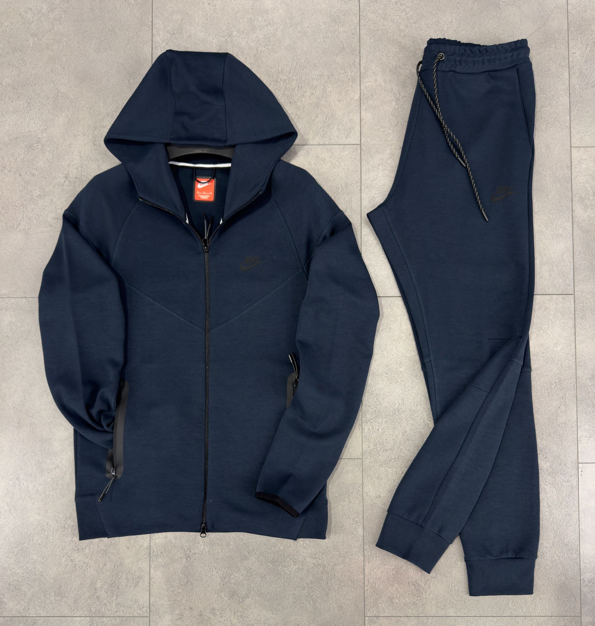ست سویشرت شلوار NIKE TECH FLEECE 2023 رنگ سرمه ای (NAVY) سایز S